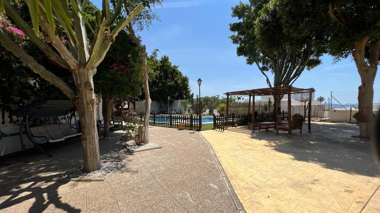 Casa Duende En De Con Piscina Apartment